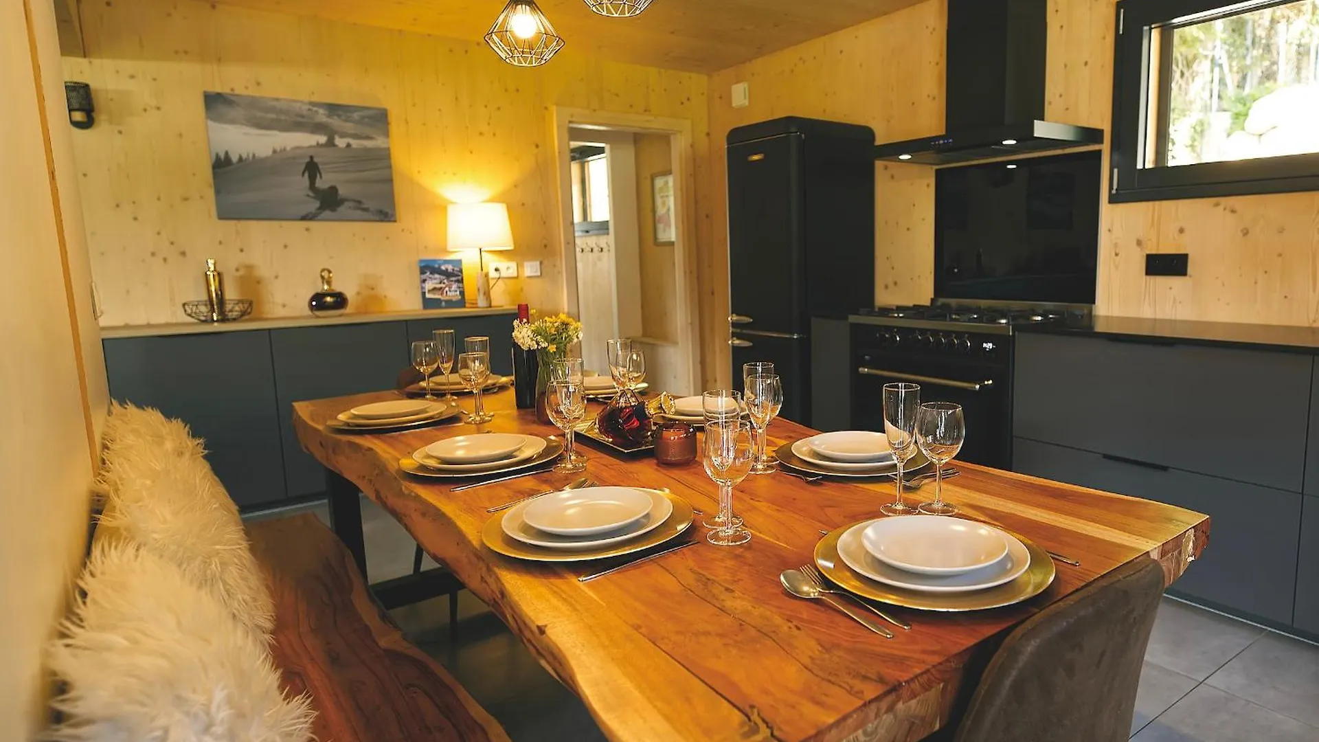 Chalet Des Freinets : Proche Centre De Chatel Et Au Calme